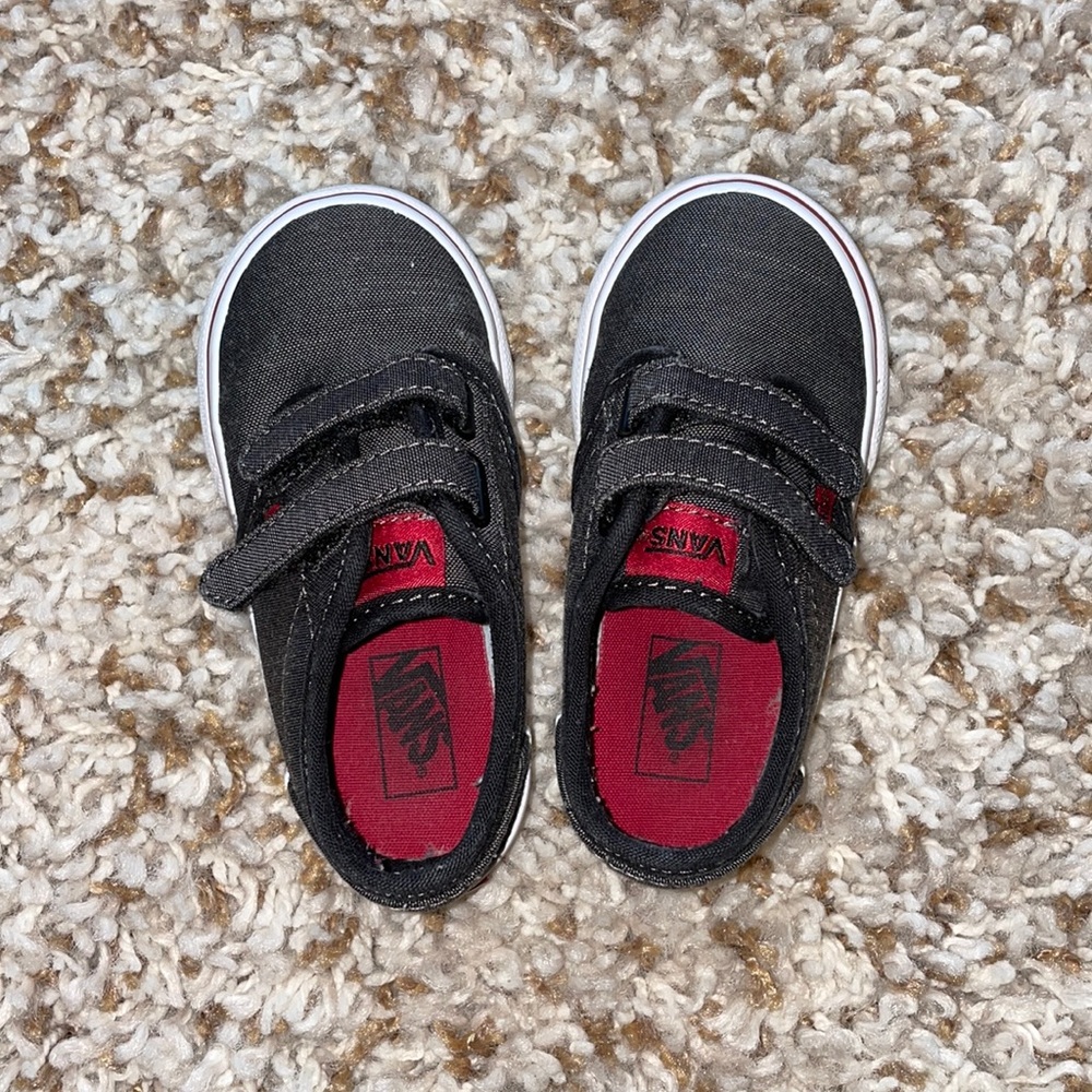 Vans toddler boy size 6